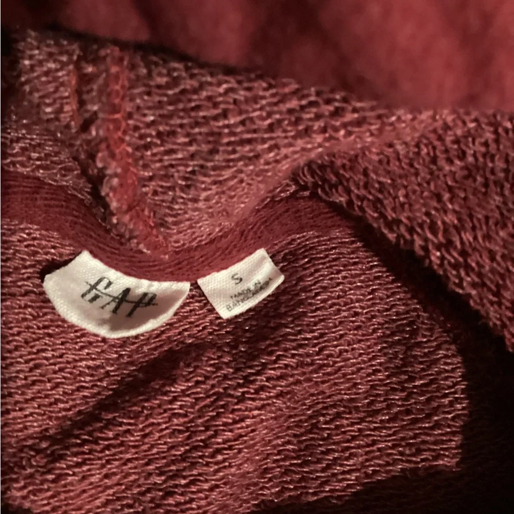 GAP stylish burgundy